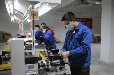 正式投產(chǎn)!東川機(jī)械創(chuàng)新推動(dòng)&ldquo;樂山造&rdquo;走出國(guó)門