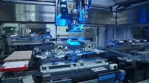 探秘寶馬電動汽車核心零件電池模塊的生產(chǎn)制造,先進程度大開眼界