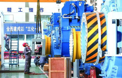 江蘇鹽城市大豐區(qū) 風(fēng)電產(chǎn)業(yè)園內(nèi),中車(chē)株洲電機(jī)江蘇公司生產(chǎn)車(chē)間一派忙碌